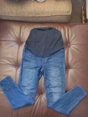 Madewell light blue denim maternity skinny jeans (37" long)